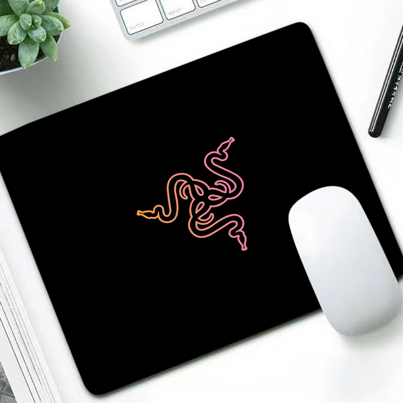 Razer Luxe Muismat Anime Gamer - Pc Gaming Lounge recensie en prijs